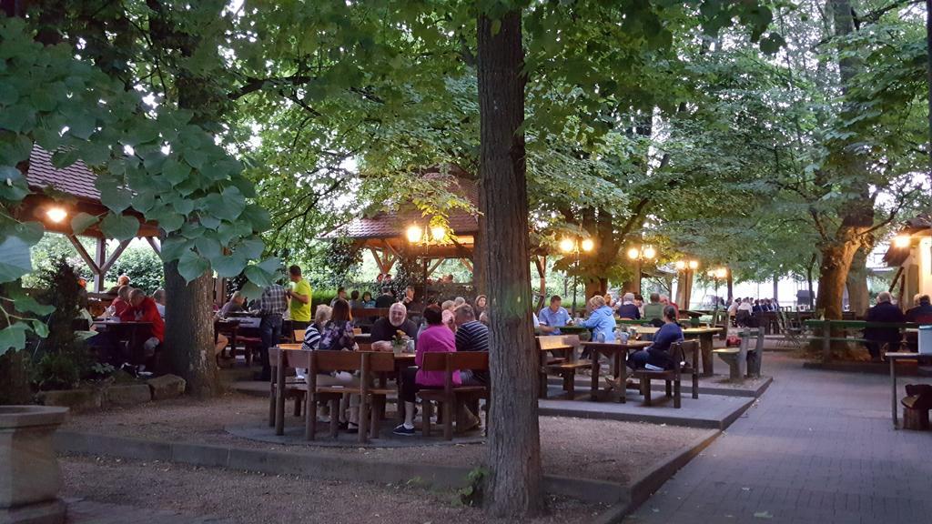 Gasthof Schiller Bei Bamberg Strullendorf ภายนอก รูปภาพ